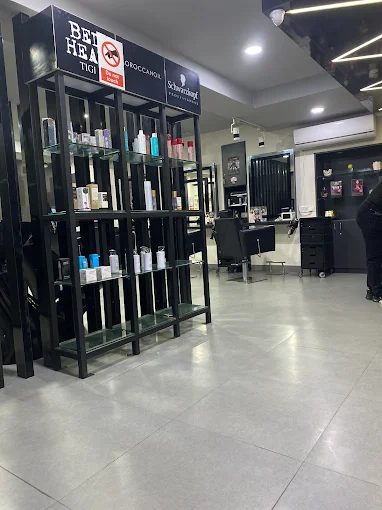 Lakme Salon