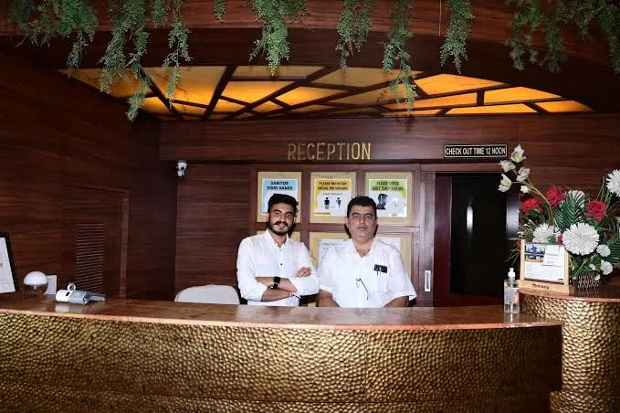 HOTEL APEX INTERNATIONAL