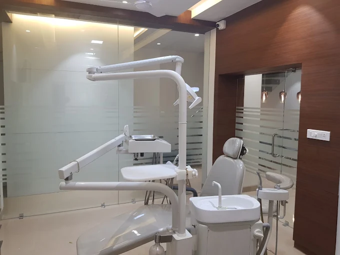 32 Lives Dental Clinic