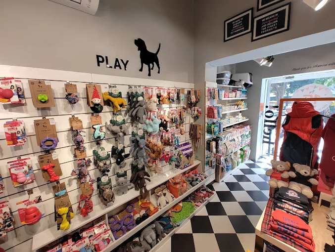 Heads Up For Tails Pet Supply Store