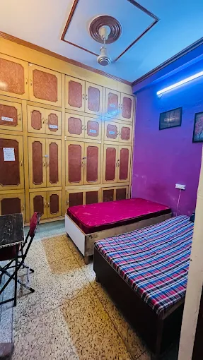 Home Living PG & Accommodation