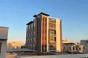 B M HOTEl