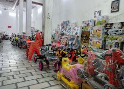 Arora cycle store