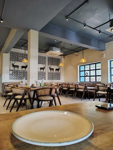 Reflect - Bistro & Kitchen