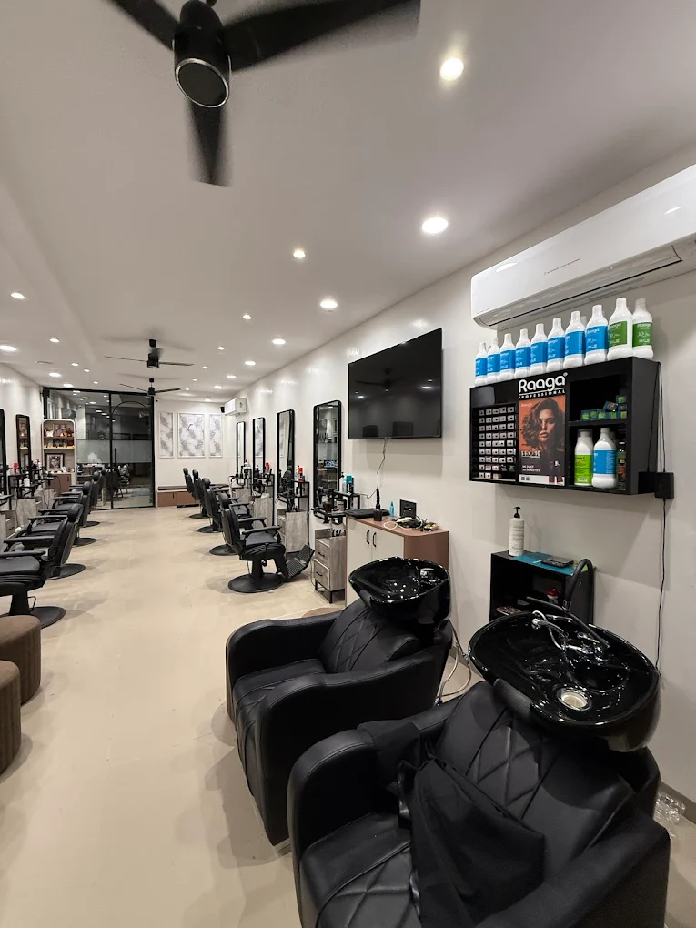 Manu Hair Salon