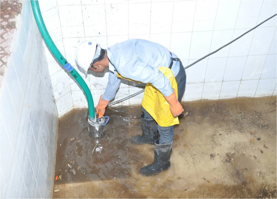 Water Tank Cleaning Service