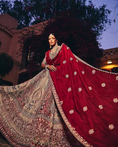 Meenakshi Dutt Makeovers