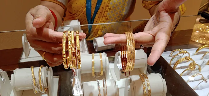 Tanishq Jewellery