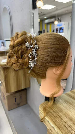 Emmiko Salon