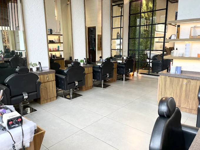 Triss Salon