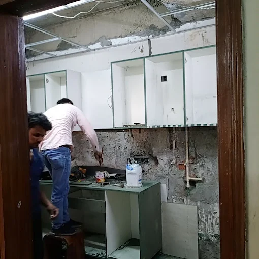 Renovation Contractor Photo