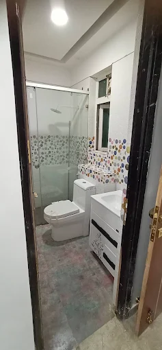 Renovation Contractor Photo