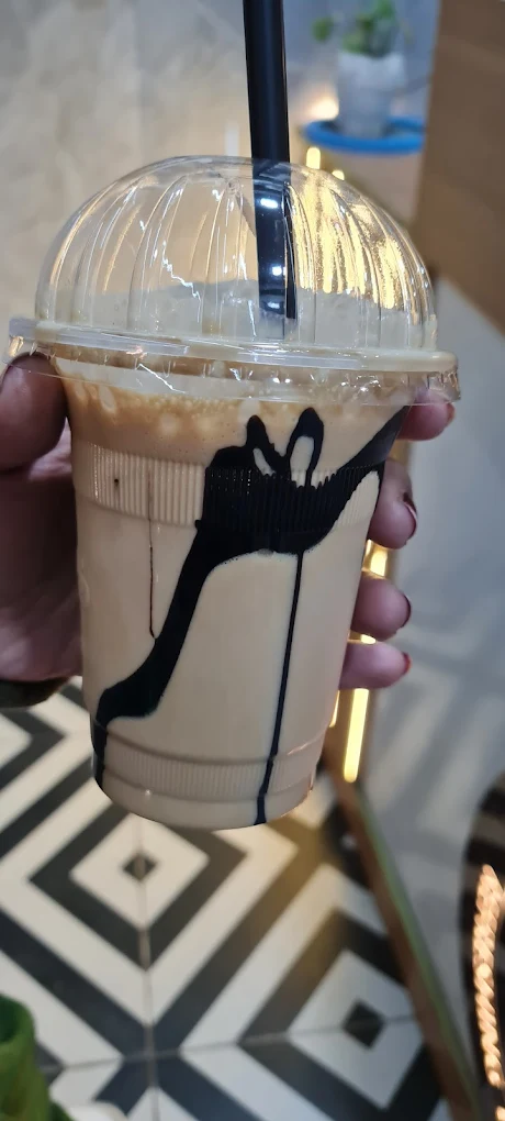 The Juicy Scoop