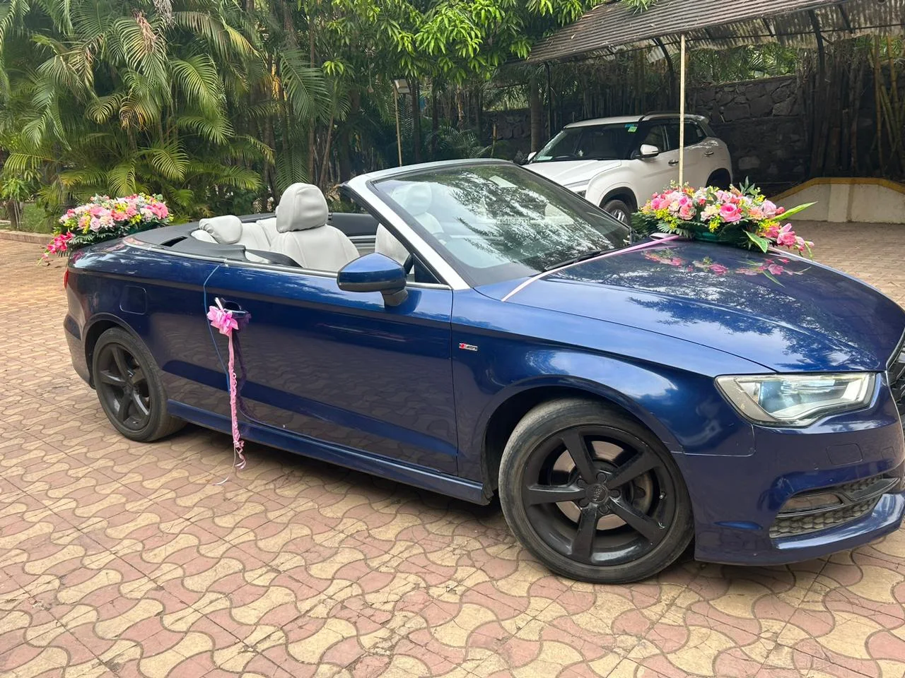 Super Luxury Car Rental Mumbai
