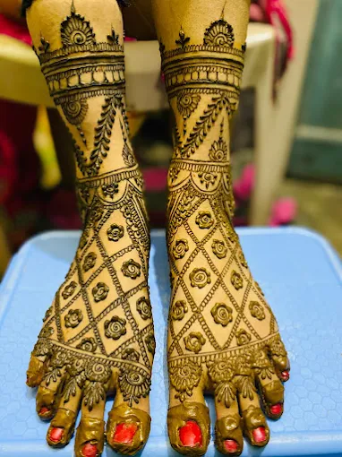 Meenal’s Mehandi Art