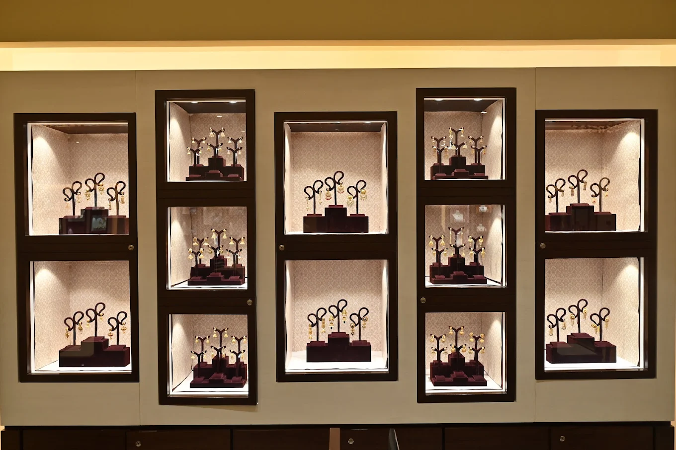 Tanishq Jewellery