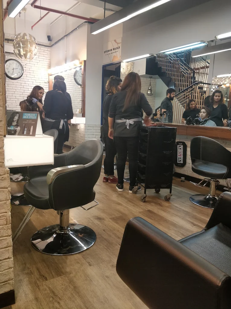 Salon Muah