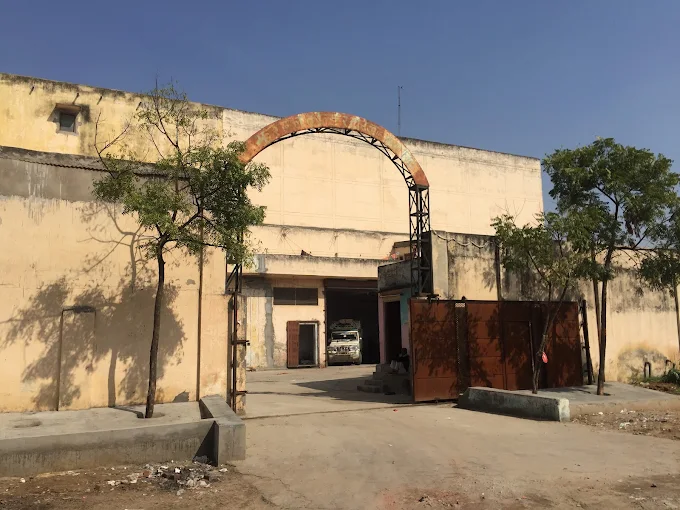 Jhuramal Cold Storage And Ice Factory