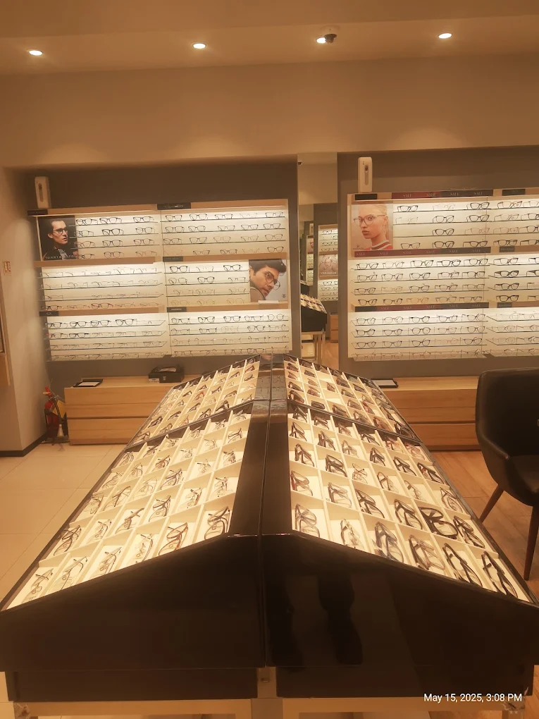 Titan Eye+