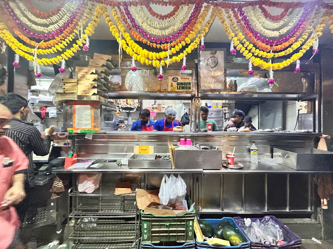 Amar Juice Centre