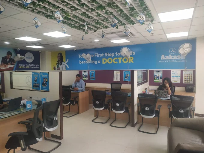 Aakash Institute