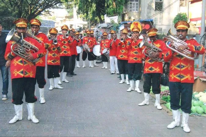 Dosti jhummar Batti & Band