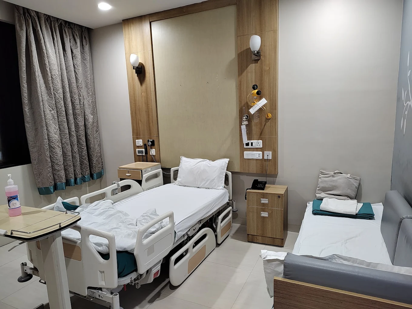 Apollo Hospital Navi Hospital
