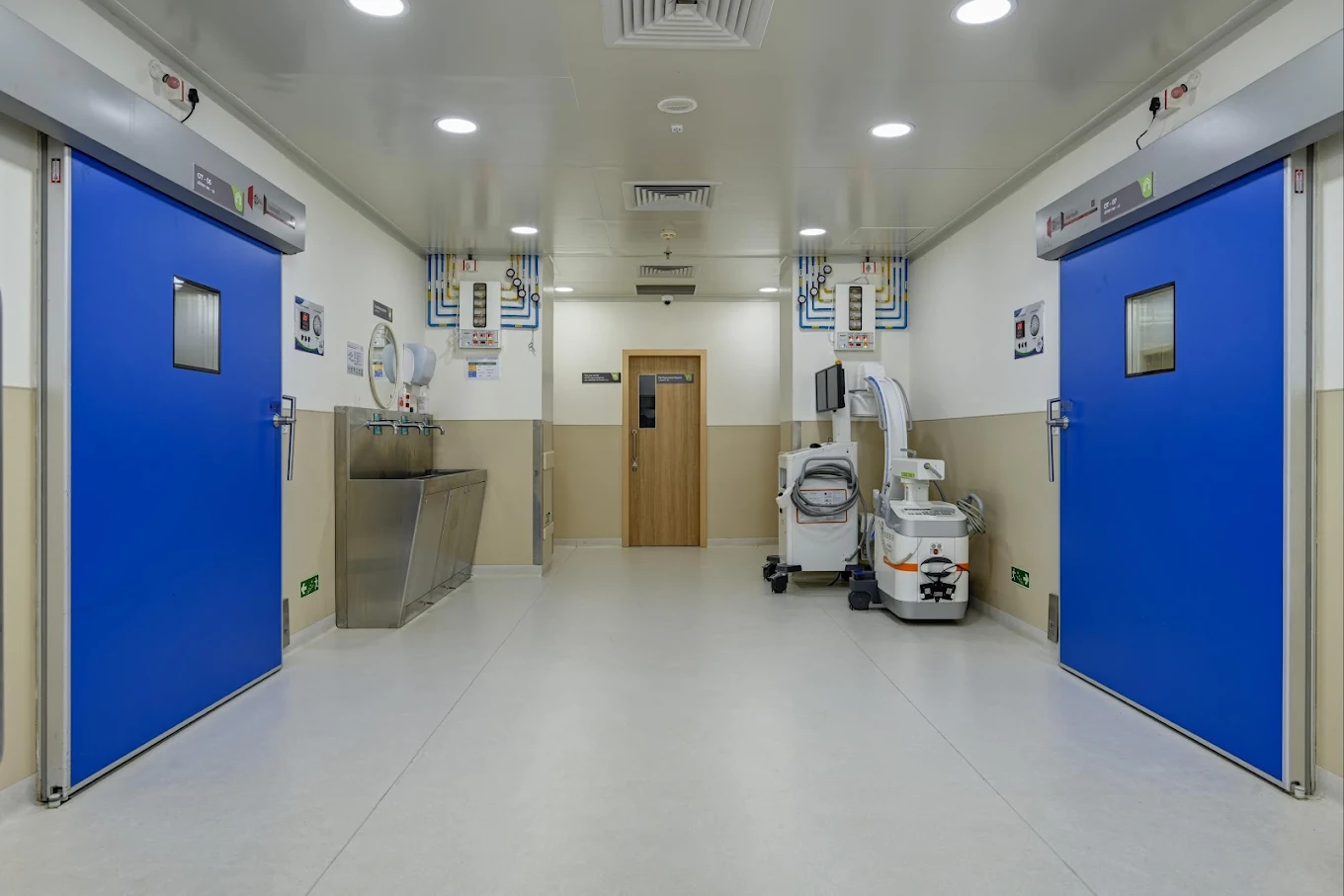 Fortis S L Raheja Hospital