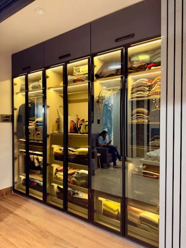 Greco Interior designer