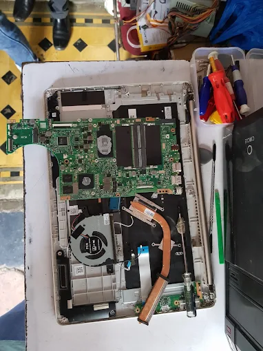 PC Clinic Laptop