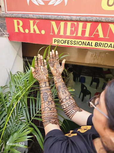 R K Mehandi Artist