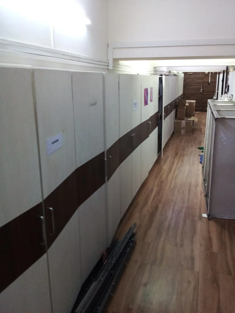 Helping Hands Cleaning Services