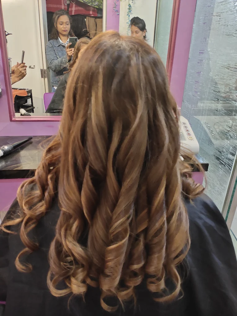 Aishwarya Ladies Beauty Parlour