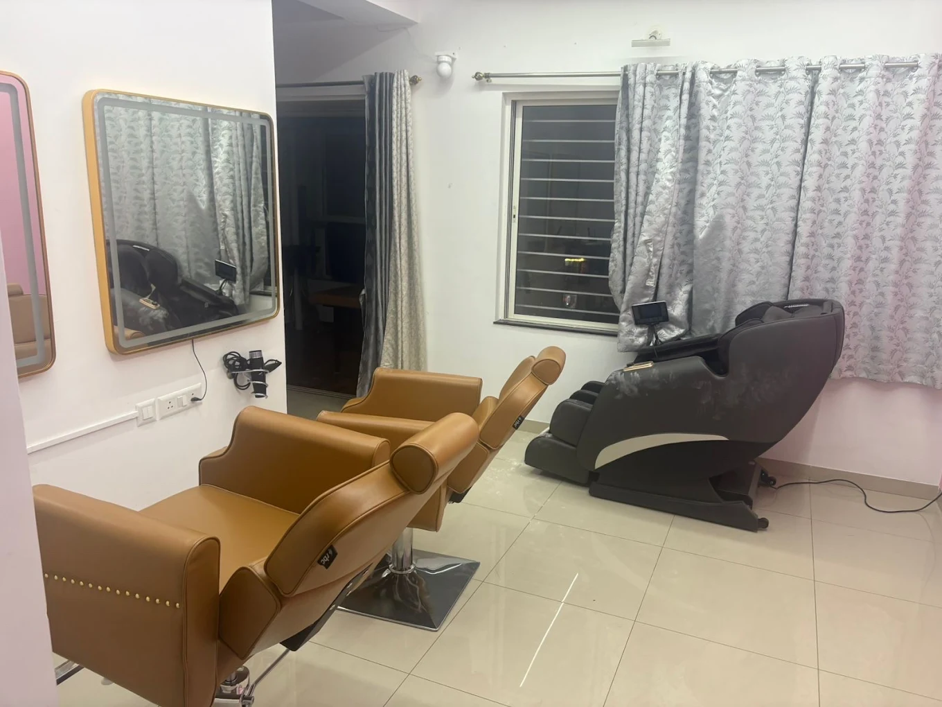 Queen's Glam Beauty Parlour