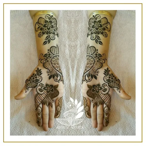 Shubhechha Mehendi Artist