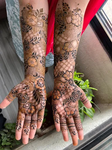 Rifat Mehendi Artist