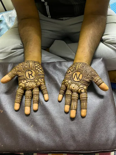 Priya Mehndi Artist