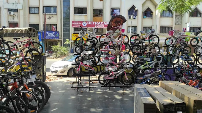 Cycle World
