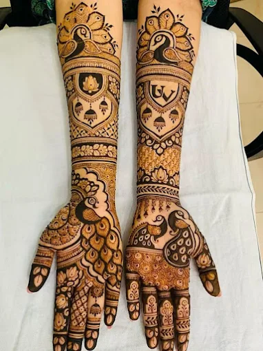 Prince Mehendi Artist