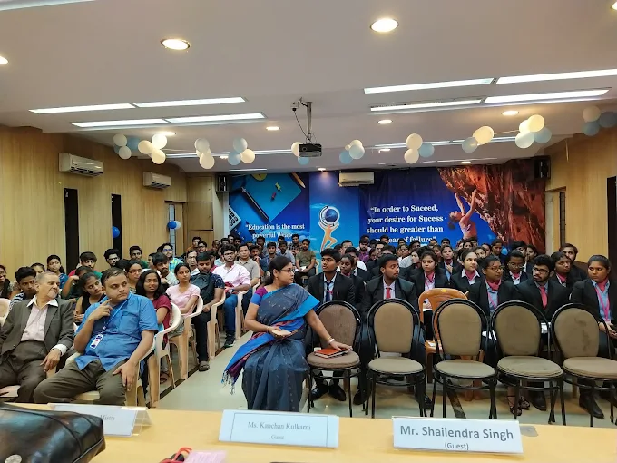 K.c. College