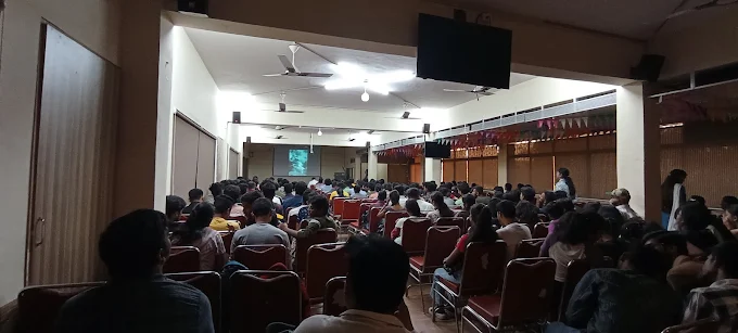 K.c. College