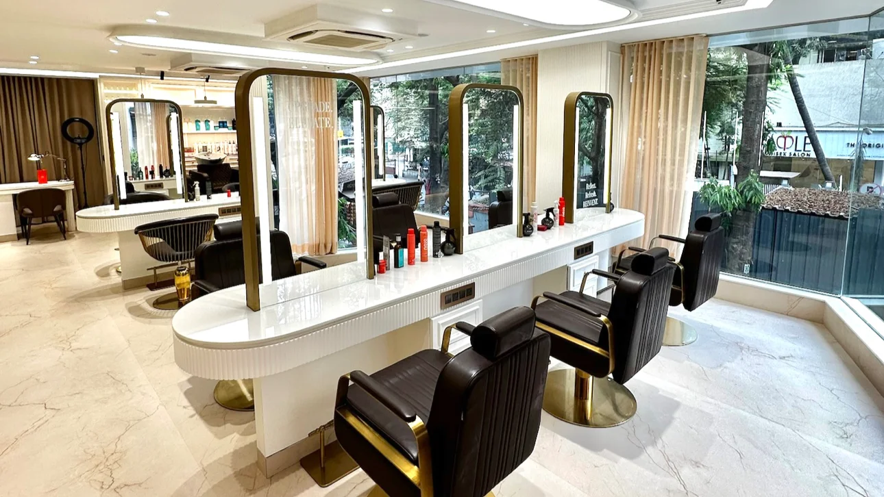 Apple Uni Salon