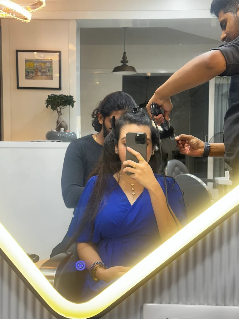 Tres Mink De Shailesh Mistry Salon