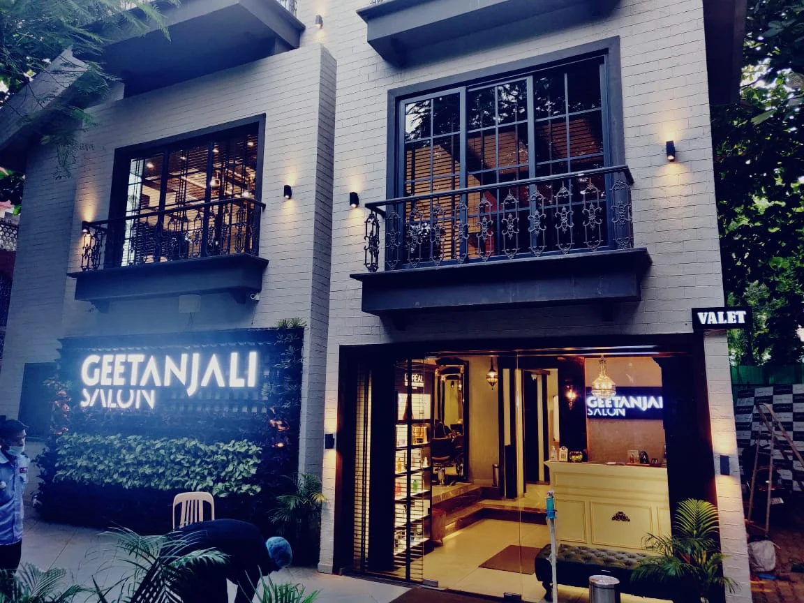 Geetanjali Salon