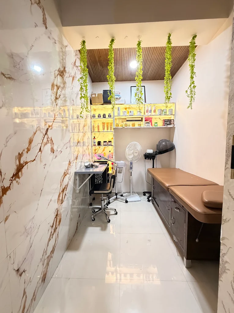 The Blush Uni Salon