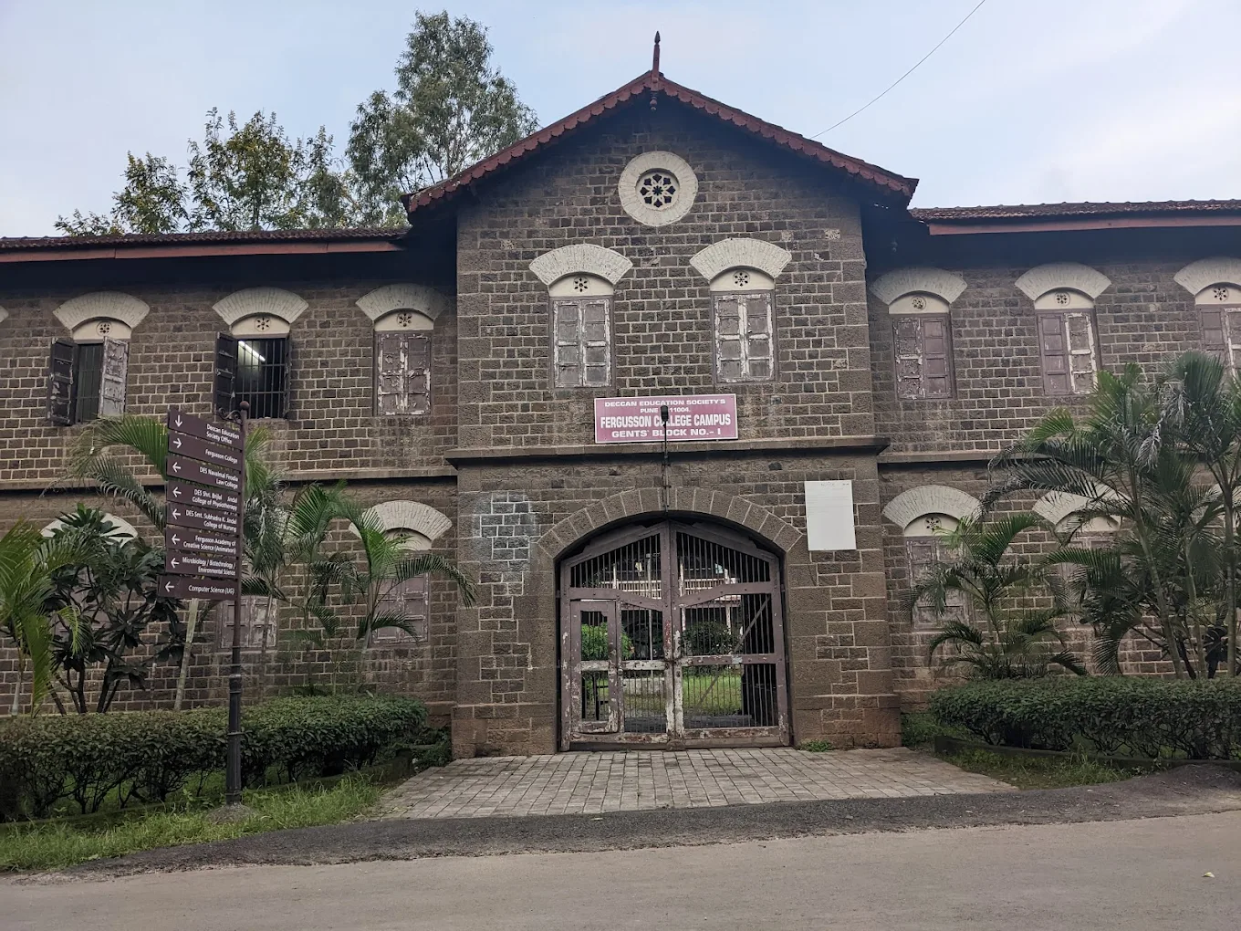 Fergusson College