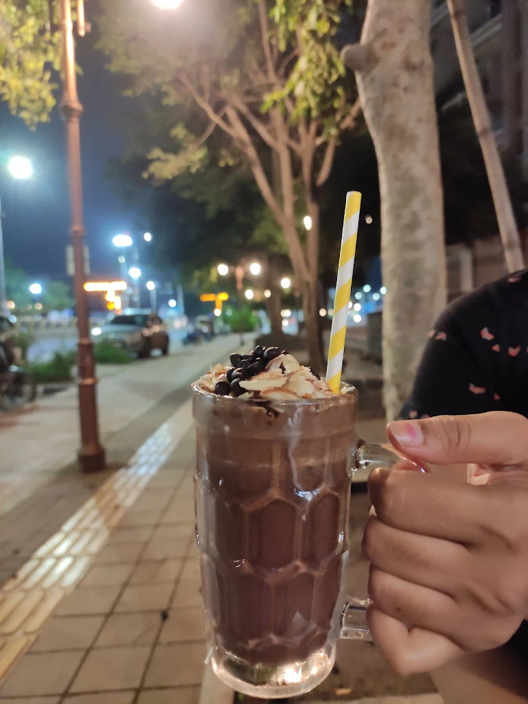 Hari Om Juice Bar