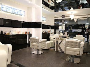 Mirrors Luxury Salons