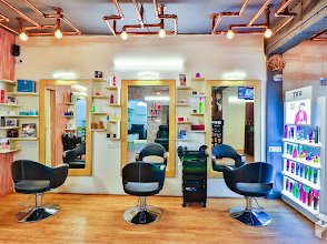 Salon Koniki