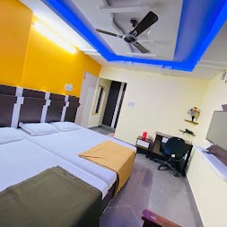 S R Guest House